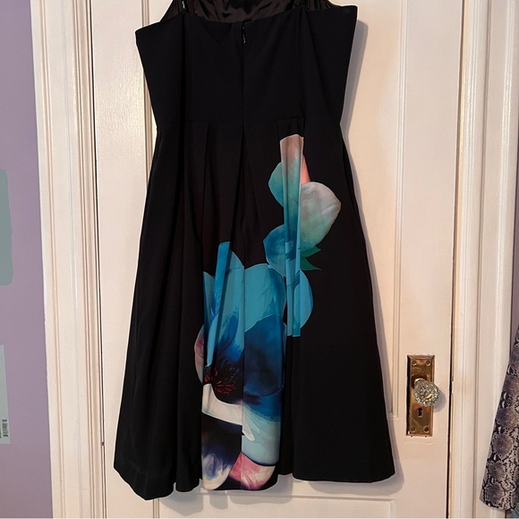 City Chic Bloom Convertible Dress - Picture 6 of 9